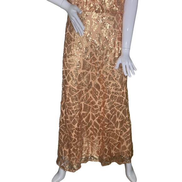 Donna Morgan Collection Ball Gown Size 12 Gold Sequins Patches Slit Back… - Picture 4 of 16